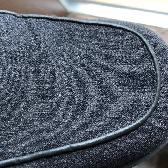 Coach dress shoes. Women’s size 8.5. - Picture 5 of 5